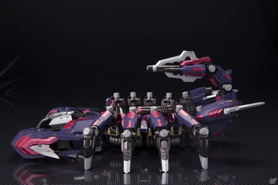 コトブキヤプラモデル「HMM ZOIDS」ブレードライガーと