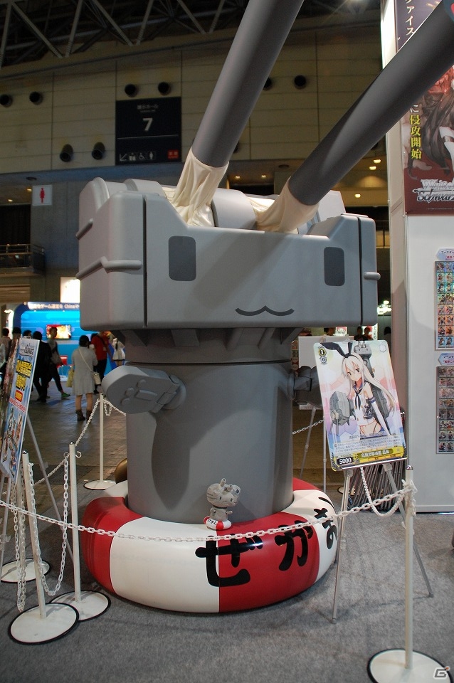 【TGS 2015】巨大ステージで「スクフェス」を9人同時にプレイ！アニメさながらのファイトステージで「ヴァンガードG」が遊べる「ブシロード」ブースをレポートの画像11