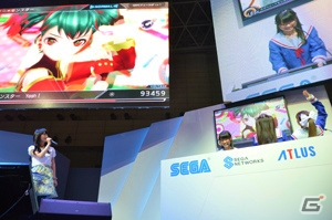 【TGS 2015】「ミラクルガールズフェスティバル」「初音ミク -Project DIVA- X」ステージでは“みかくにんぐッ！”が大暴れ＆藤田咲さんがクイズにチャレンジ！の画像9