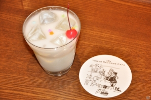 コラボ企画「TOWER RECORDS meets ジョジョの奇妙な冒険　アイズオブヘブン」をレポート！限定受注生産キーホルダーも発表の画像24