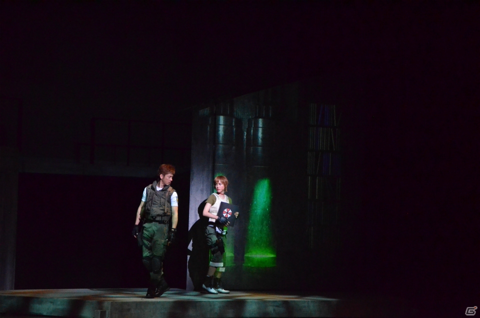 映像と演技が融合！映画のような迫力のある演出が楽しめる舞台「BIOHAZARD THE STAGE」のゲネプロをレポートの画像11