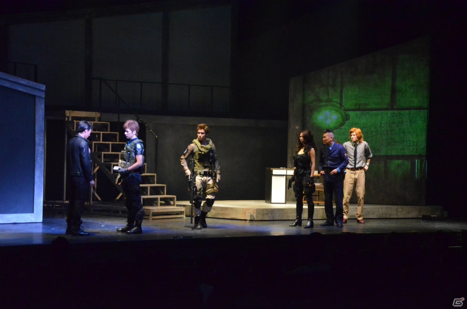 映像と演技が融合！映画のような迫力のある演出が楽しめる舞台「BIOHAZARD THE STAGE」のゲネプロをレポートの画像18