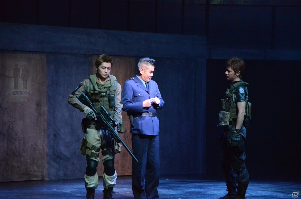 映像と演技が融合！映画のような迫力のある演出が楽しめる舞台「BIOHAZARD THE STAGE」のゲネプロをレポートの画像19