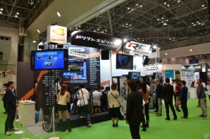 「東京モーターショー2015」車のリアルな挙動を再現したシミュレーター・ACSIM-S07Fで「グランツーリスモ6」を体験してきたの画像11
