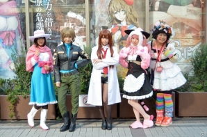 「STEINS;GATE」とアトレ秋葉原のコラボイベントがスタート！キャラクターに扮したコスプレイヤーさんと一緒に館内を回ってきたの画像33