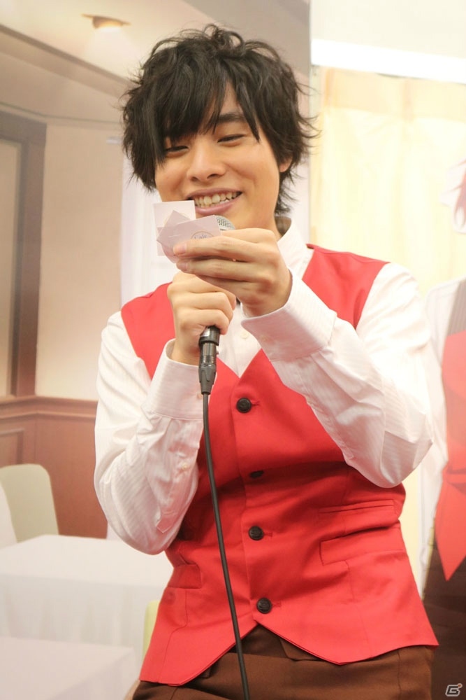声優・岡本信彦さんのギャルソン姿で号泣するファンも―AGF2015「カフェキュイ」ブース イベントオフィシャルレポートをお届けの画像7