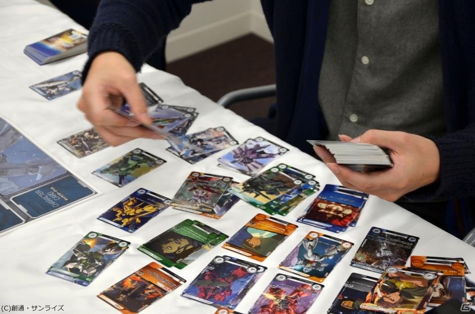 僕が編集部で一番ガンダムをうまく使えるんだ！TCG「ガンダムクロスウォー」第1弾ブースターのシールド戦をリプレイの画像5