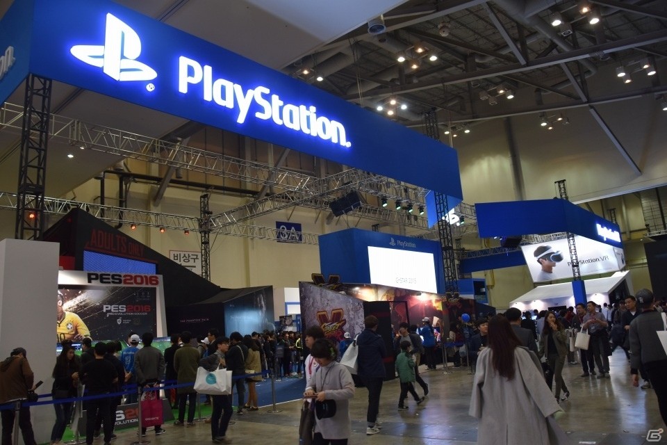 【G-STAR 2015】PS VRコーナーは韓国でも大盛況！オリジナルのタイトルパッケージを作ることのできたPlayStationブースをレポートの画像1