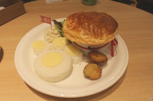 超巨大な「こんがり肉G」のインパクトは抜群！「カプコンカフェ」オープン記念イベント＆メディア向け試食会の模様をレポートの画像35