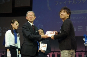 (右)吉田直樹氏