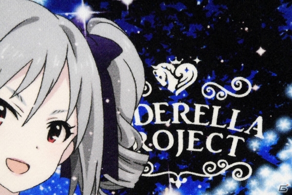 「アイドルマスター シンデレラガールズ」CPメンバー勢揃いのフルグラフィックパーカーが登場！リバーシブルメッセンジャーバッグもチェックの画像8