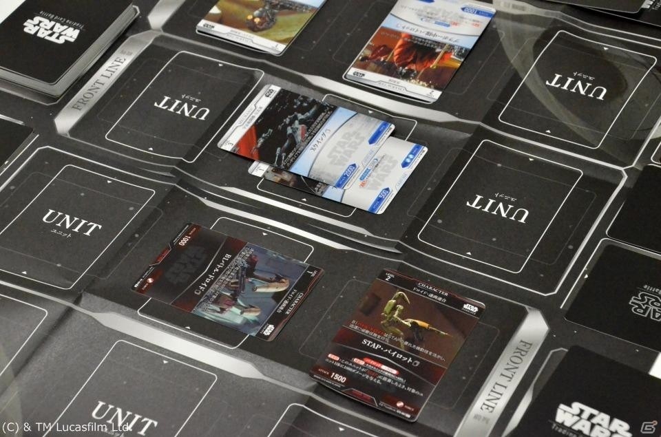 ライトセーバーでの決闘も再現！TCG「スター・ウォーズ トレーディングカードバトル」スターターデッキでの対決をリプレイの画像12