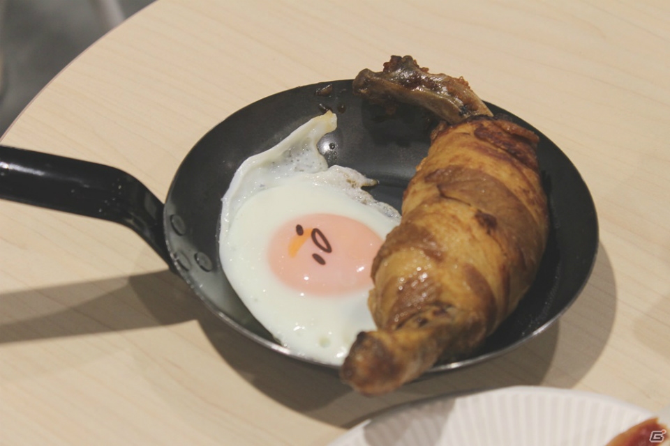 新たにKIRIMIちゃんのニャンター衣装も発表！小嶋プロデューサーも駆けつけた「モンスターハンタークロス×ぐでたま・KIRIMIちゃん．カフェ」プレス発表会レポートの画像10