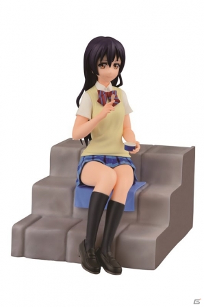 Amazon | ラブライブ! 高坂穂乃果 放課後のひととき フィギュア