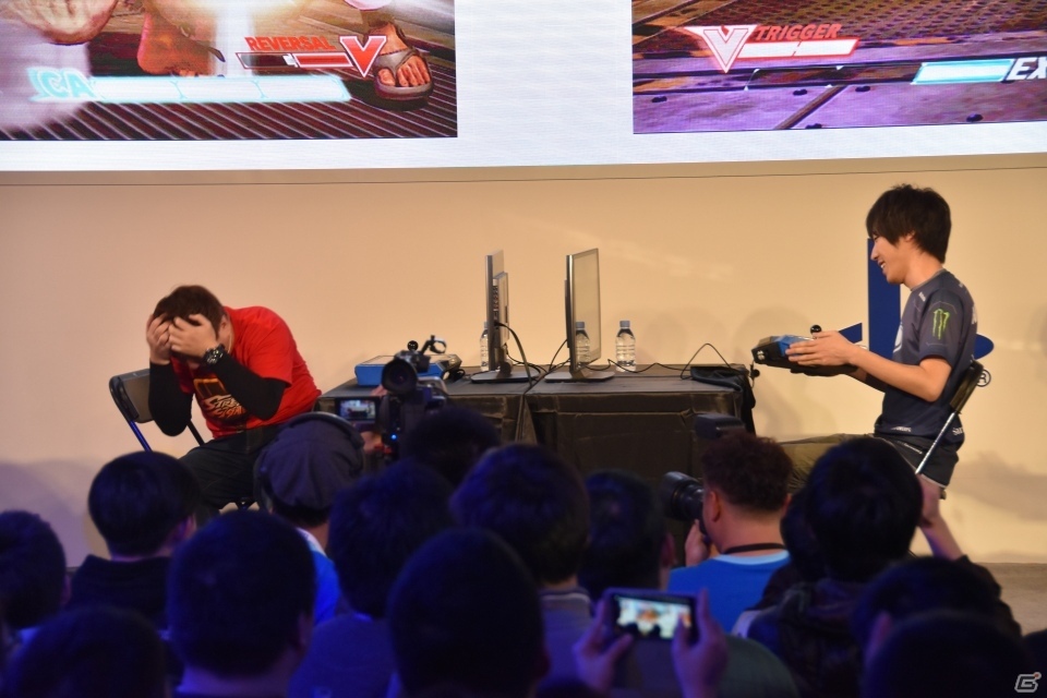 【台北国際ゲームショウ 2016】100人に挑める新モード「サバイバルモード」が発表された「ストリートファイターV」ステージの画像5