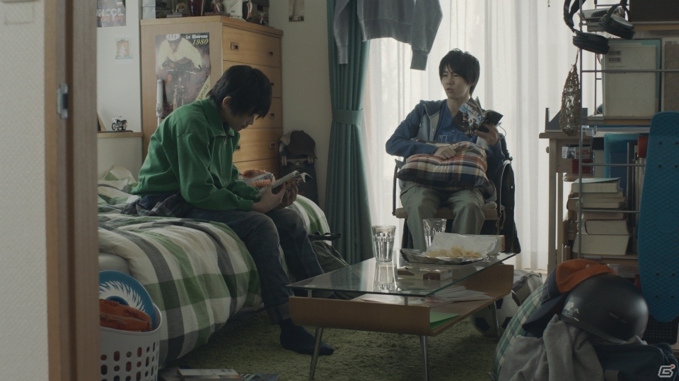 平和な街に巨人が襲来―PS4/PS3/PS Vita「進撃の巨人」新TVCM「巨人、襲来。」篇 が2月11日よりオンエアの画像3