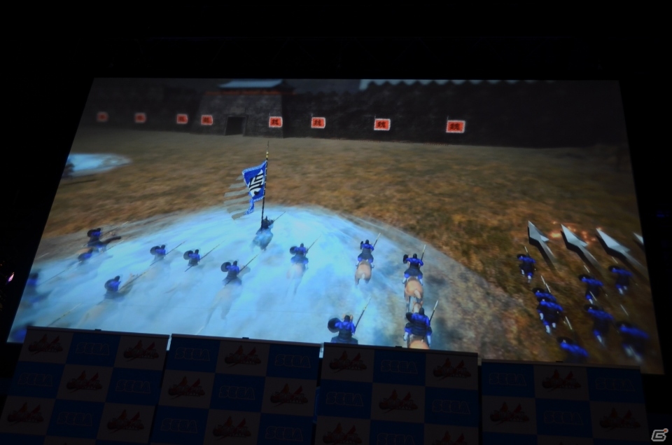 【JAEPO 2016】「三国志大戦」の新作タイトルが発表！ダチョウ倶楽部も駆けつけたステージをレポートの画像11