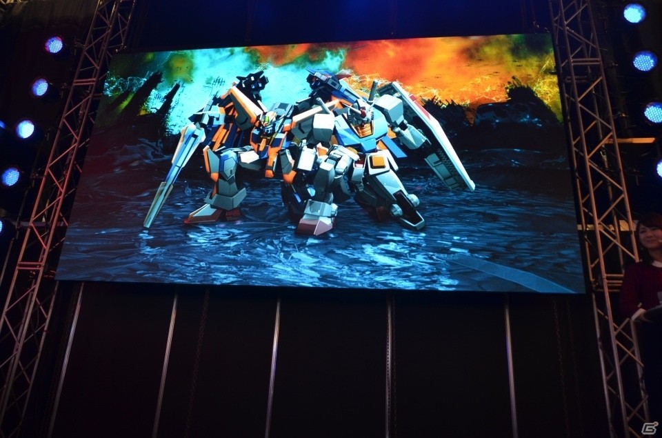 【JAEPO 2016】「機動戦士ガンダム エクストリームバーサス マキシブースト ON」「機動戦士ガンダム U.C.カードビルダー」の稼動日が発表！の画像3