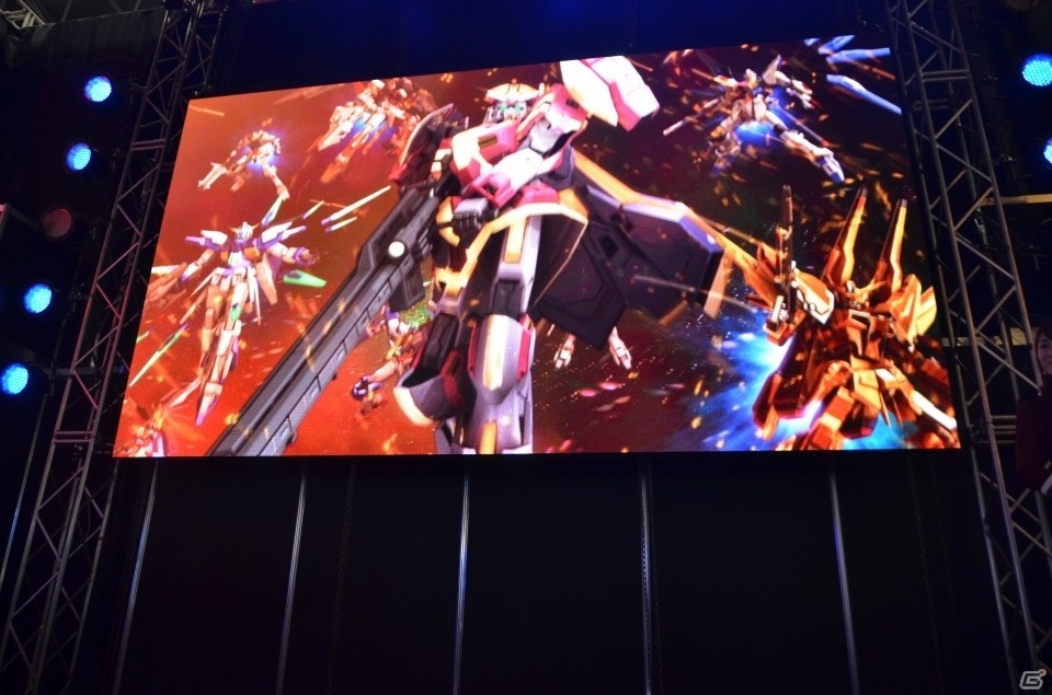 【JAEPO 2016】「機動戦士ガンダム エクストリームバーサス マキシブースト ON」「機動戦士ガンダム U.C.カードビルダー」の稼動日が発表！の画像5
