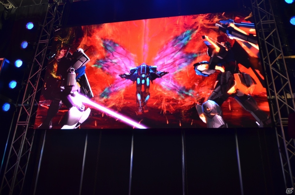 【JAEPO 2016】「機動戦士ガンダム エクストリームバーサス マキシブースト ON」「機動戦士ガンダム U.C.カードビルダー」の稼動日が発表！の画像6