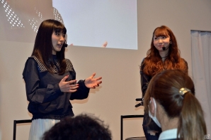左）石川由依さん、右）井上麻里奈さん