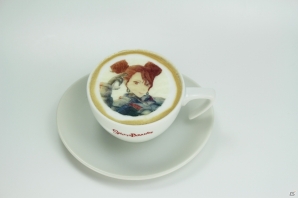 「戦場のヴァルキュリア」本日よりサプライズオープンのコラボカフェに行ってきました！セルベリアの“青いシチュー”が大人気？の画像37