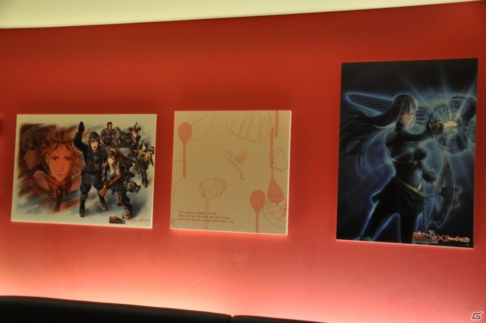 「戦場のヴァルキュリア」本日よりサプライズオープンのコラボカフェに行ってきました！セルベリアの“青いシチュー”が大人気？の画像4