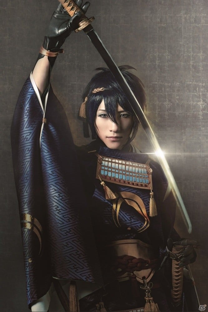 舞台『刀剣乱舞』三日月宗近、山姥切国広、一期一振、鶴丸国永のビジュアルが公開！あらすじも明らかにの画像1