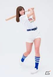 iOS/Android「プロ野球ロワイヤル」神スイングでおなじみの稲村亜美さんが登場！の画像4