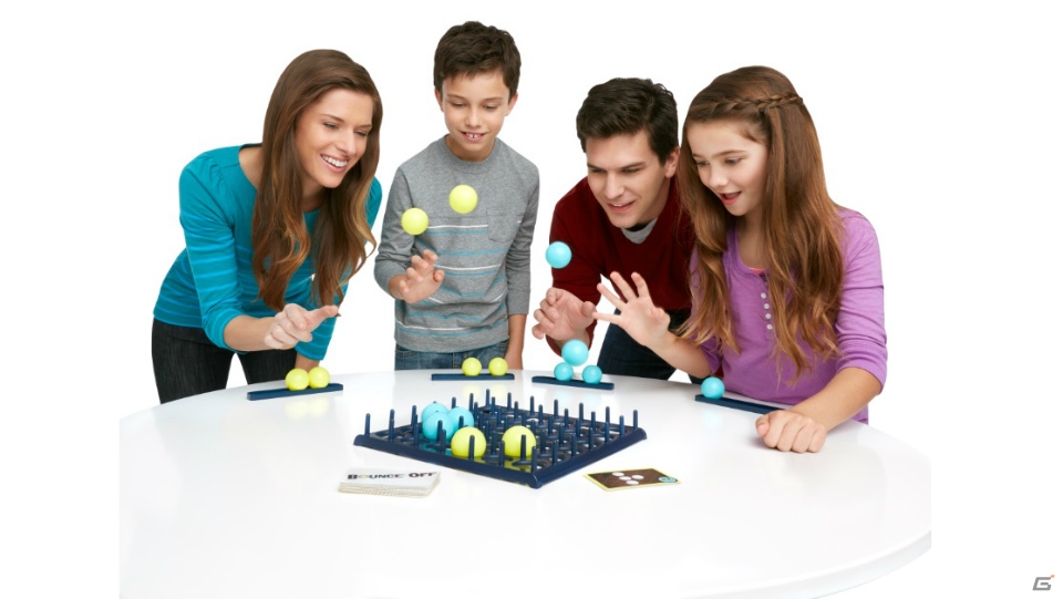 テーブルアクションゲーム「バウンス・オフ！」がトイザらスにて先行発売！の画像1