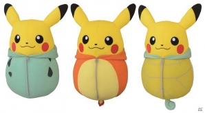 多彩なポケモンデザインの寝袋を着た「ピカチュウねぶくろコレクション」のぬいぐるみが5月中旬よりアミューズメント施設に登場！の画像1