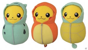 多彩なポケモンデザインの寝袋を着た「ピカチュウねぶくろコレクション」のぬいぐるみが5月中旬よりアミューズメント施設に登場！の画像2