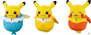 多彩なポケモンデザインの寝袋を着た「ピカチュウねぶくろコレクション」のぬいぐるみが5月中旬よりアミューズメント施設に登場！の画像3