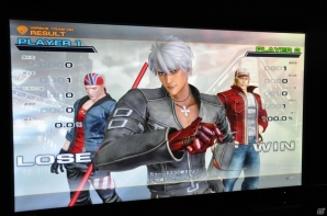 お馴染みのロゴを御旗に“ゲームのSNK”へ―PS4「KOF XIV」発表会をレポート！試遊インプレッションも掲載の画像58