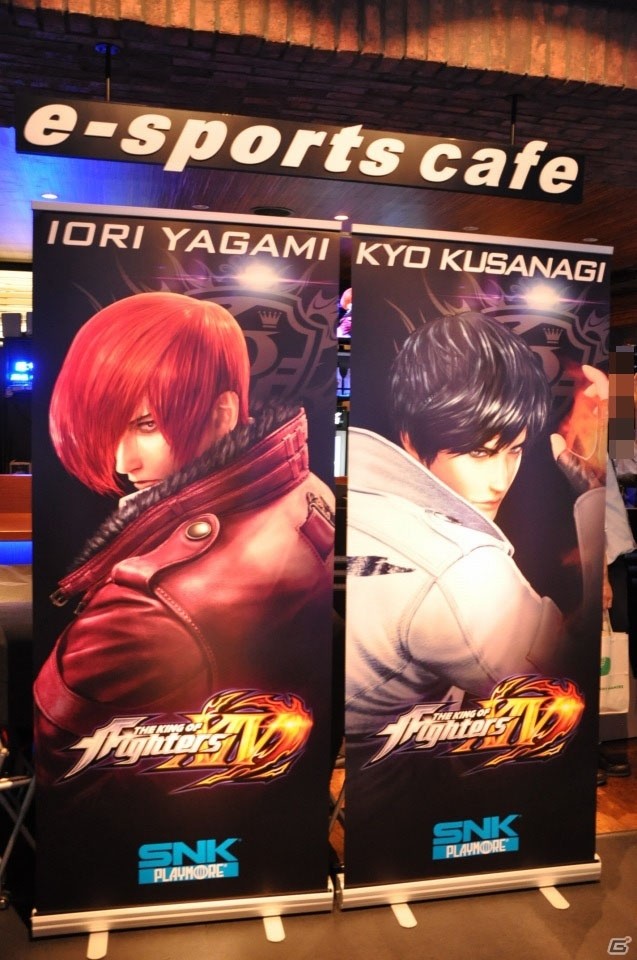 お馴染みのロゴを御旗に“ゲームのSNK”へ―PS4「KOF XIV」発表会をレポート！試遊インプレッションも掲載の画像2