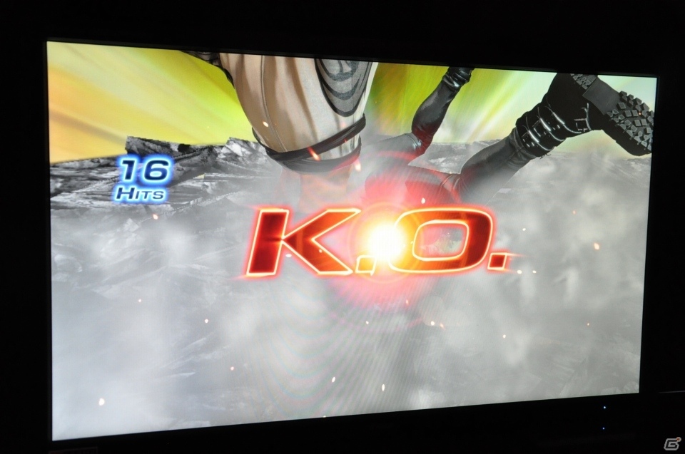 お馴染みのロゴを御旗に“ゲームのSNK”へ―PS4「KOF XIV」発表会をレポート！試遊インプレッションも掲載の画像41