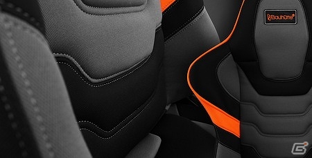 肘掛けの位置調整やクライニングとロッキングのダブル機能を搭載した「ゲーミングチェア RS-800RR」が発売！の画像3