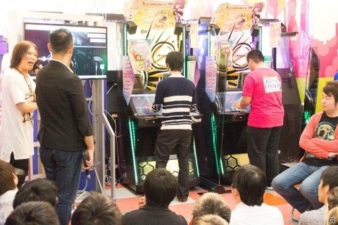 プロデューサーが行方不明という波乱も！？200名近くのファンが集った「crossbeats REV. SUNRISE」稼働記念イベントをレポートの画像7