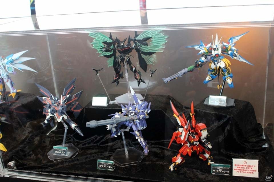 豪華アーティスト陣によるライブに、ゲーム新情報も満載の「スーパーロボット大戦 鋼の超感謝祭2016～25周年の感謝をこめて～」イベントレポートの画像6