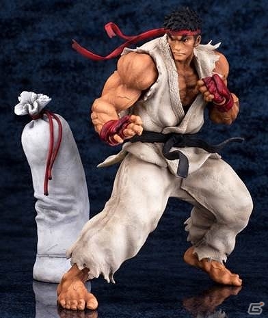 ダークブルーver.も制作された「Fighters Legendary リュウ」が2016年10月下旬に発売！の画像1