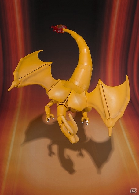 付属パーツで“フレアドライブ”も完全再現！「ポケットモンスター」シリーズより“リザードン”が立体化の画像8