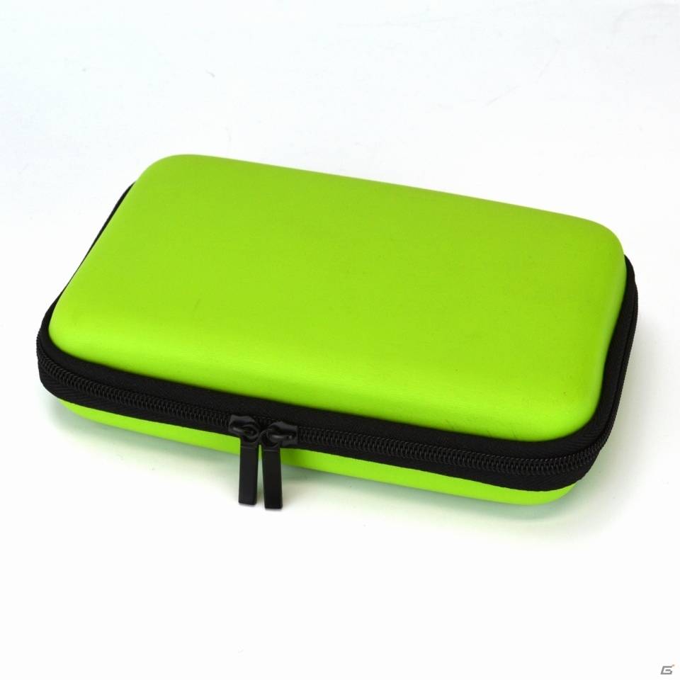 ゲームテックがNew 3DS LL用本体保護ポーチ「new EVAポーチ3DLL」の新色ライムを発売の画像1