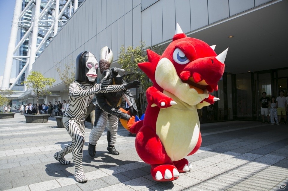 iOS/Android「モンスターストライク」怪獣が怪獣を連れ去って逃走中！？都内各所にウルトラ怪獣たちが出没の画像10