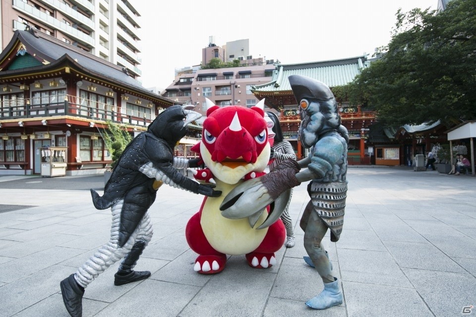 iOS/Android「モンスターストライク」怪獣が怪獣を連れ去って逃走中！？都内各所にウルトラ怪獣たちが出没の画像15