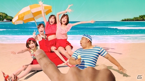 iOS/Android「妖怪ウォッチ ぷにぷに」佐野ひなこさん主演の実写TVCM「ビーチででかぷに篇」「ビーチで消すダニ篇」が放送の画像2