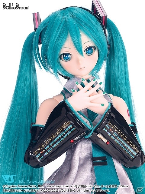 動く”「初音ミク」のドール「ドルフィーハニー『初音ミク』Ver.」が登場！「マジカルミライ 2016」にて参考展示を実施 | Gamer