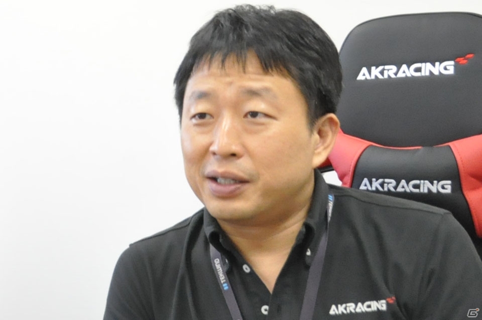 正規代理店テックウインドに訊く、ゲーミングチェア「AKRacing」の魅力！新製品は“ゲーミング座椅子”？の画像3