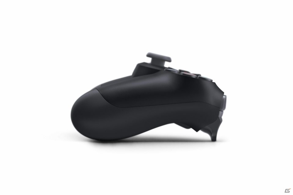 USB通信に対応したDUALSHOCK 4やコンパクトになったPS CameraなどPS4用の新型周辺機器が発売の画像6