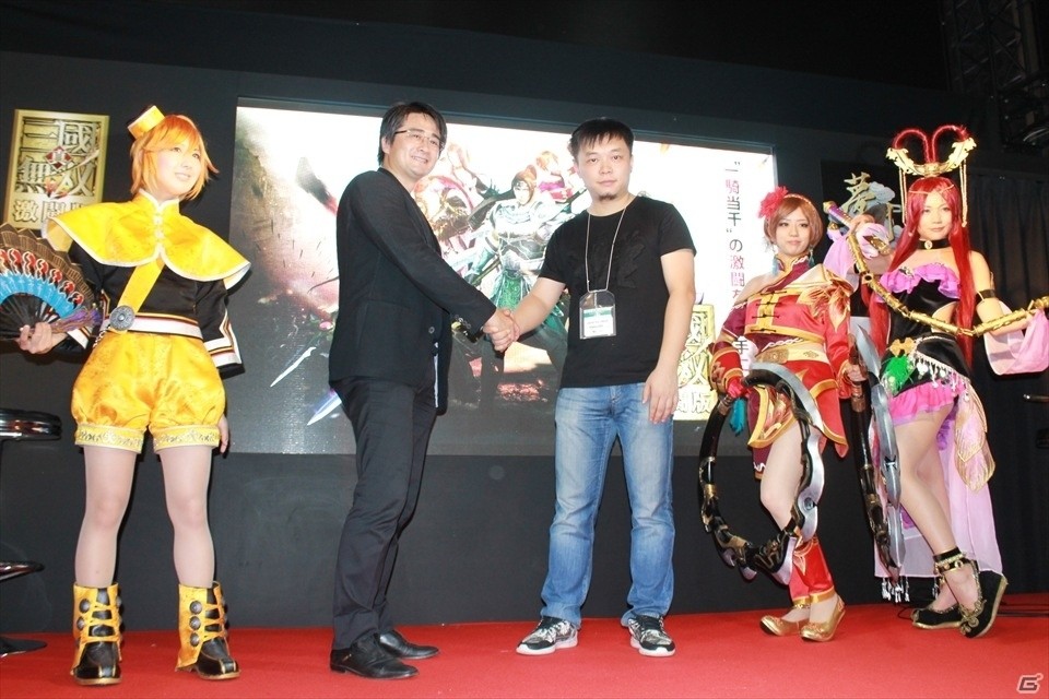 【TGS 2016】鈴木プロデューサーも対戦！スマホ向け格闘ゲーム「真・三國無双 激闘版」プレスイベントの画像19