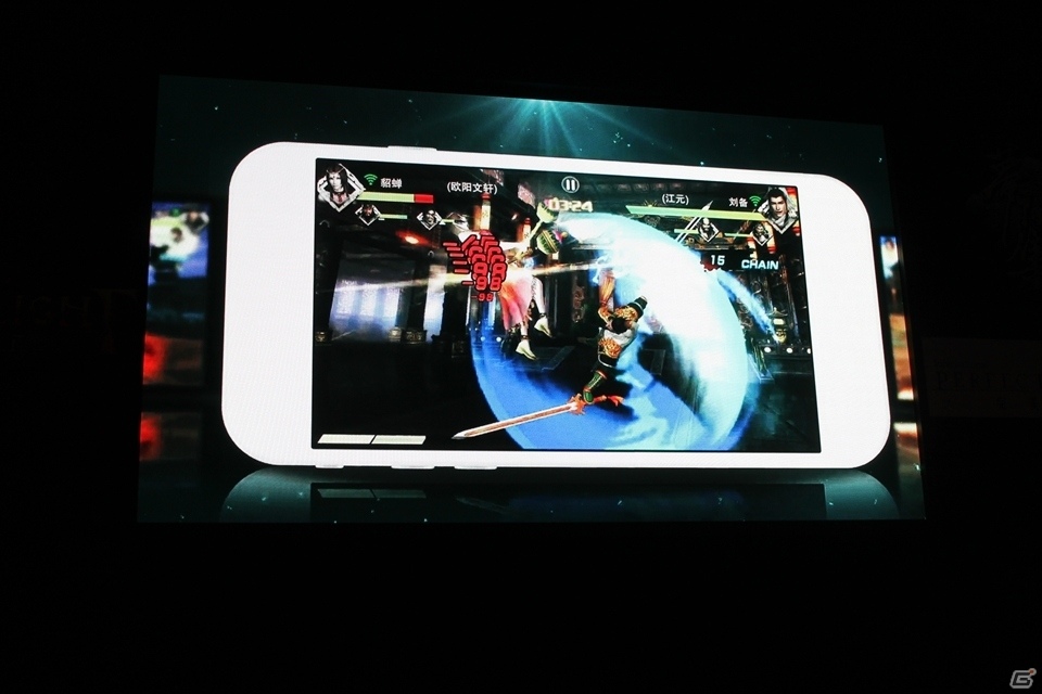 【TGS 2016】鈴木プロデューサーも対戦！スマホ向け格闘ゲーム「真・三國無双 激闘版」プレスイベントの画像4